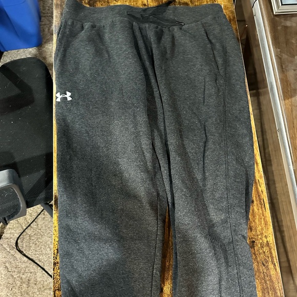 XL Under Armour sweatpants - Picture 1 of 3
